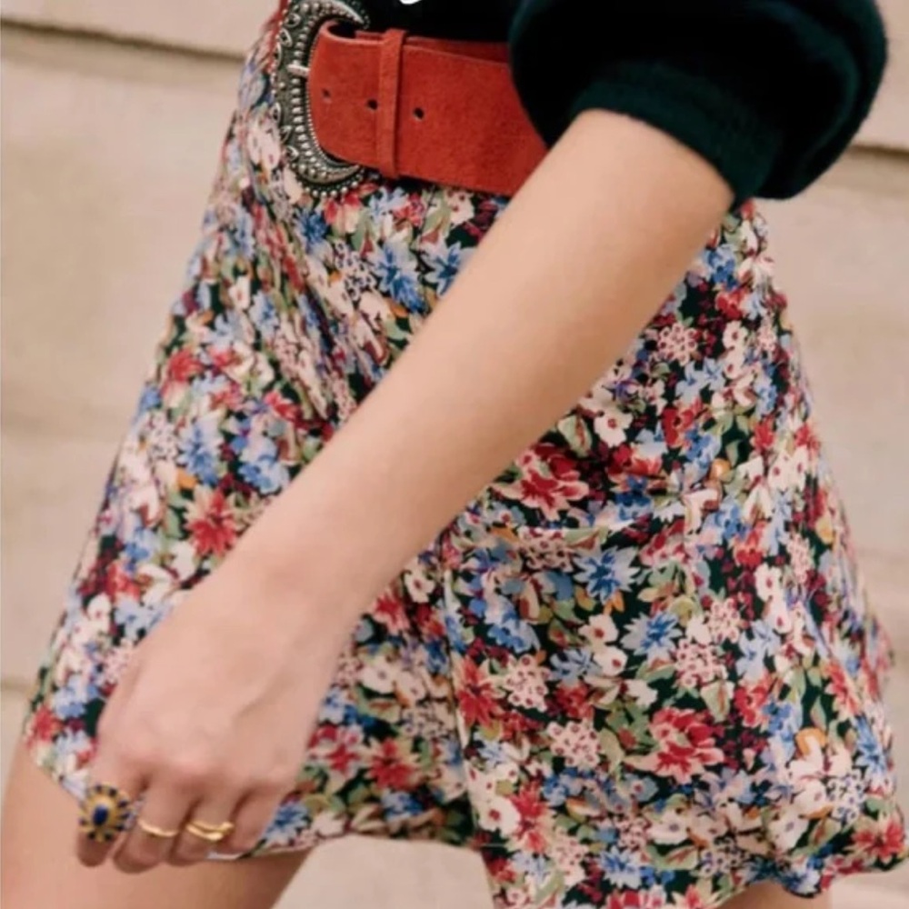 Sézane NOUR SKIRT in Fall is Blooming print